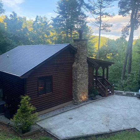 فيلا The Cozy Lazy Laurel With Year-Round Mountain Views, Hot Tub, Fire Pit Cherry Log المظهر الخارجي الصورة
